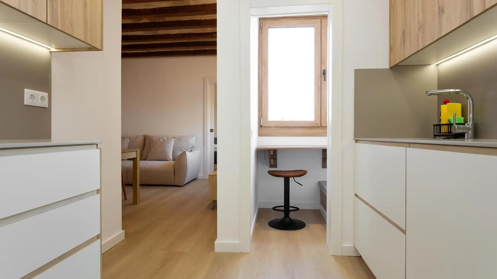 Impeccable 5P Apartment In The Heart Of Barcelone España